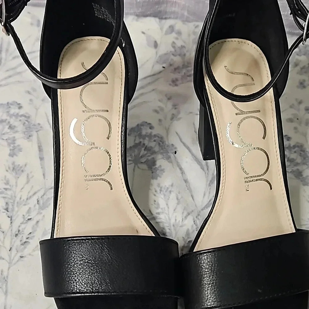 SUGAR SHOES - Picture 8 of 10